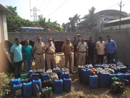 Twenty two thousand liters of barley liquor seized | हातभट्टीचा अड्डा उध्वस्त; अडीच हजार लिटर गावठी दारू जप्त