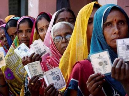 Kovid patients can also vote in Bihar vidhansabha elections, but ... | बिहार निवडणुकीत कोविड रुग्णांनाही करता येणार मतदान, पण...