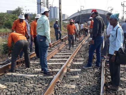 Mega block tomorrow on Central Line and Harbor Line | मध्य, हार्बर मार्गावर उद्या मेगा ब्लॉक