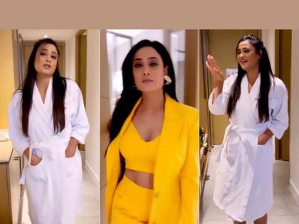 Shweta Tiwari danced on 'Besharam Rang' in a bathrobe, the video is going viral | बाथरोबमध्ये श्वेता तिवारीनं केला 'बेशरम रंग'वर डान्स, व्हिडीओ होतोय व्हायरल