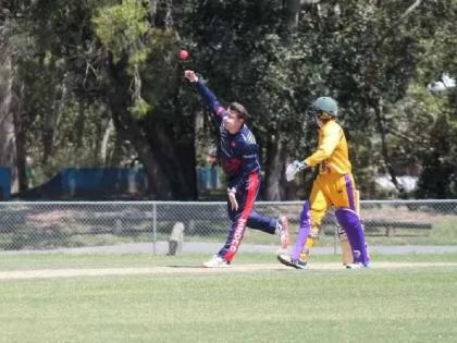 Australian club cricketer takes six wickets in final over to win match | युवा गोलंदाजानं ६ चेंडूत घेतले ६ विकेट्स; अखेरच्या ओव्हरमध्ये पूर्ण खेळच पालटला