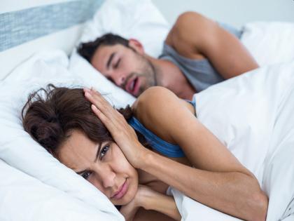 Man snoring means what exactly happens? know side effect of snoring | Snoring side effects: माणूस घोरतो, म्हणजे नेमके काय होते? जाणून घ्या गंभीर साईड इफेक्ट