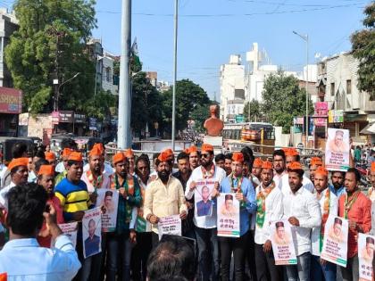 Congress government minister Priyank Kharge insulted freedom fighter Savarkar and BJP workers protested | सावरकरांचा अवमान; प्रियांक खर्गे यांचा पुतळा केला दहन, भाजपाचे कार्यकर्ते संतप्त