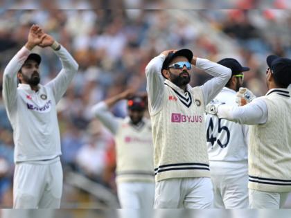 IND vs ENG 3rd Test LIVE : Ravindra Jadeja is currently off the field after appearing to hurt himself while diving to save the ball | IND vs ENG 3rd Test LIVE: भारताची डोकेदुखी वाढणार?; टीम इंडियाचा पाचवा गोलंदाज दुखापतीमुळे गेला मैदानाबाहेर!