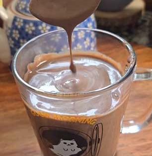 Hot Chocolate Recipe: वजन वाढण्याची चिंता सोडा! 'गिल्ट-फ्री' राहून पौष्टिक हॉट चॉकलेटचा घरीच आस्वाद घ्या 