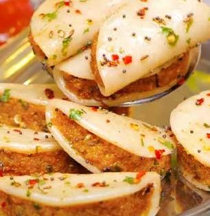 मोमोजपेक्षा भारी असा युपीस्टाइल वाफाळता पदार्थ दाल फरा, ना तेल ना तूप- थंडीत अतिशय स्वादिष्ट गरम पदार्थ