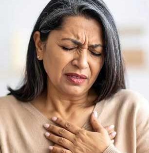 कोलेस्टेराॅल, ट्रायग्लिराईड तपासता पण 'या' तपासण्यांकडे दुर्लक्ष करता? हार्ट ॲटॅकने म्हणून जातो हकनाक जीव