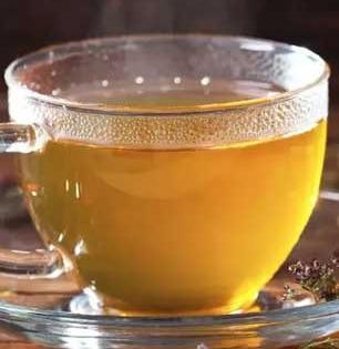 रात्रभर अंथरुणात कूस बदलता, झोपचं येत नाही? प्या कपभर 'हर्बल टी' - लागेल शांत व गाढ झोप...