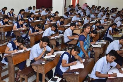 Final session exams for final year only; New academic year from 1st September | फक्त शेवटच्या वर्षासाठी अंतिम सत्राच्या परीक्षा; १ सप्टेंबरपासून नवे शैक्षणिक वर्ष