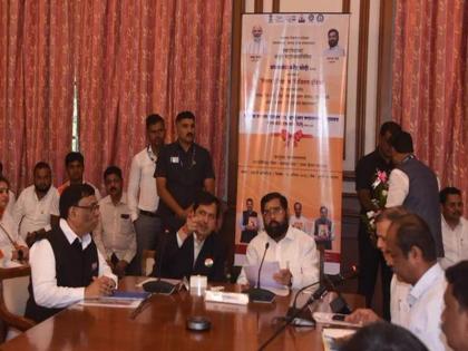 Resolved to make Maharashtra employment-rich; Eknath Shinde inaugurated 75 virtual classrooms | रोजगार युक्त महाराष्ट्र करण्याचा संकल्प; एकनाथ शिंदेंनी केले ७५ व्हर्च्युअल क्लासरुमचे उद्घाटन