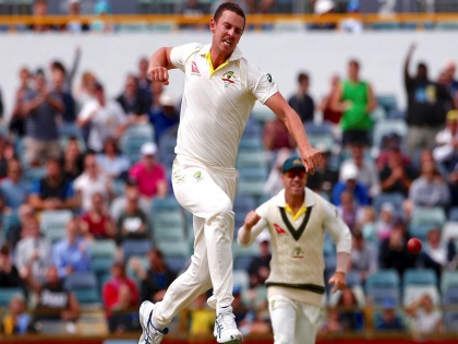 Ashse Stick! Hazelwood's bowling: England beat an innings by 41 runs in the third Test | अ‍ॅशेसवर आॅसींची मोहर! हेजलवूडची भेदक गोलंदाजी : तिस-या कसोटीत इंग्लंडवर एक डाव ४१ धावांनी मात