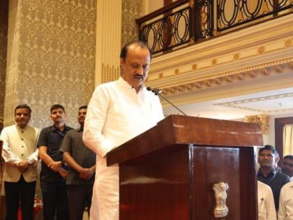 Ajit Pawar became the fourth opposition leader to join the government | सत्तेत सामील होणारे अजित पवार चौथे विरोधी पक्षनेते ठरले