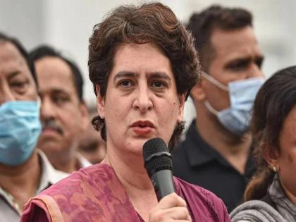 If the ban is successful, why is corruption not over ?; congress leader Priyanka Gandhi's attack on the central government | नाेटाबंदी यशस्वी झाली तर भ्रष्टाचार का संपला नाही?; प्रियांका गांधींचा सरकारवर घणाघात