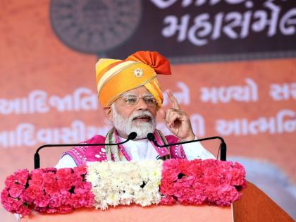 'Conspiracy of Opposition Against Gujarat from Delhi'; Narendra Modi's alligation | ‘गुजरातविरोधात विरोधकांचा दिल्लीतून कट’; मोदींनी निवडणुकीपूर्वी तलवार उपसली