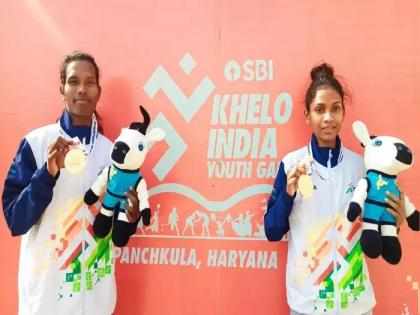 khelo india programme jharkhand daughter supriti kachhap won gold medal | दीड वर्षांची असताना नक्षलवाद्यांकडून वडिलांची हत्या; 19 वर्षीय लेकीने आता केला नॅशनल रेकॉर्ड 