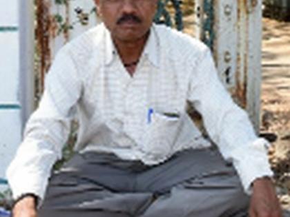 Hunger strike begins in Himachal Pradesh | बभळाजच्या वन मजुराचे आमरण उपोषण सुरू Hunger strike begins in Himachal Pradesh | बभळाजच्या वन मजुराचे आमरण उपोषण सुरू