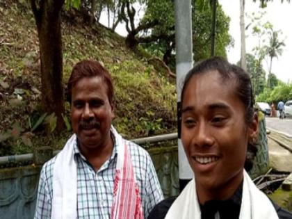 Shocking: Hima Das Coach Nipon Das Accused of Sexual Assault  | Shocking: हिमा दासच्या प्रशिक्षकांवर लैंगिक शोषणाचा आरोप