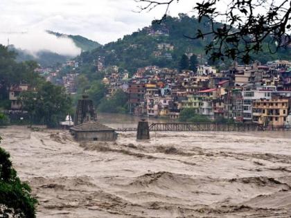 Heavy rains across the country, 14 people died after cloudburst in Himachal, search for 31 continues | देशभरात पावसाचे थैमान, हिमाचलमध्ये ढगफुटीनंतर १४ जणांचा मृत्यू, ३१ जणांचा शोध सुरूच Heavy rains across the country, 14 people died after cloudburst in Himachal, search for 31 continues | देशभरात पावसाचे थैमान, हिमाचलमध्ये ढगफुटीनंतर १४ जणांचा मृत्यू, ३१ जणांचा शोध सुरूच