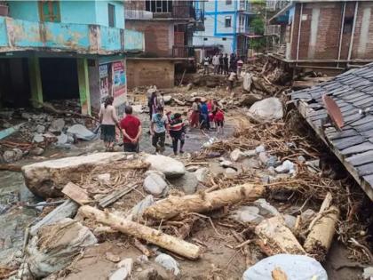 heavy destruction due to rain and cloudburst in himachal so far 72 died 37 missing meteorological department red alert | Himachal Flood : पावसाचे थैमान! ७२ जणांचा मृत्यू, ३७ बेपत्ता; हिमाचलमध्ये ढगफुटीमुळे नुकसान, रेड अलर्ट जारी heavy destruction due to rain and cloudburst in himachal so far 72 died 37 missing meteorological department red alert | Himachal Flood : पावसाचे थैमान! ७२ जणांचा मृत्यू, ३७ बेपत्ता; हिमाचलमध्ये ढगफुटीमुळे नुकसान, रेड अलर्ट जारी