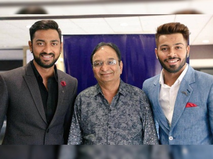 Krunal, Hardik Pandya's father passes away, Baroda skipper leaves Syed Mushtaq bubble  | कृणाल, हार्दिक पांड्या यांना पितृशोक; हृदयविकाराच्या झटक्यानं झालं निधन