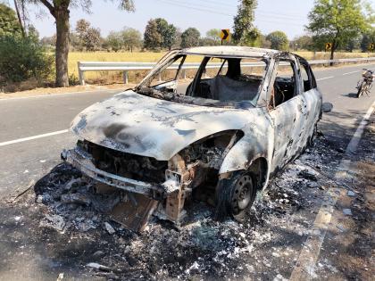 agriculture assistant car on fire burn office documents in goregaon hingoli | कृषी सहायकाच्या कारला आग; कार्यालयीन कागदपत्रे जळून खाक