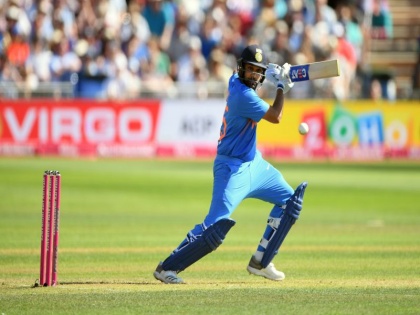 IND vs WI 2nd T20: chance to Rohit Sharma become a highest run getter in t 20 for india | IND vs WI 2nd T20 : 11 धावा अन् हिटमॅन रोहित शर्मा 'ऑन टॉप'!