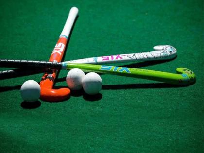 two hockey players beaten up in balewadi pune crime news | बालेवाडीत खेळातील वादातून दोन हाॅकीपटूंना जबर मारहाण 