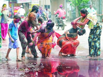 Dhulwad shouting in sub-capital: The rose color on Corona virus was heavy | उपराजधानीत धुळवड जल्लोषात : कोरोना व्हायरसवर गुलालाचे रंग पडले भारी