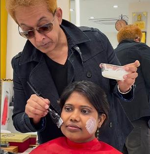 महागड्या फेशियलशिवाय चेहऱ्यावर येईल चमचमता ग्लो! जावेद हबीब सांगतात खास फेसपॅक - दिवाळीचं तेज दिसेल चेहऱ्यावर...