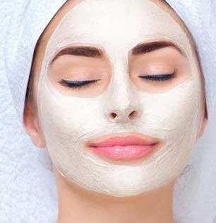 केमिकलयुक्त ब्लिच आता विसरा, फक्त १० रुपयांत घरीच तयार करा आयुर्वेदिक ब्लिच - पहिल्याच वापरात दिसेल फरक...