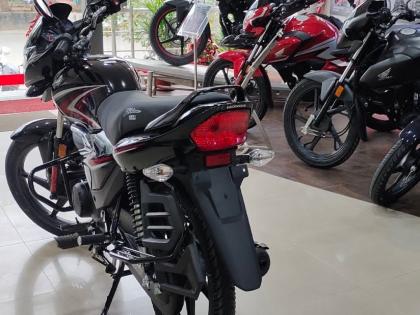 Honda CD 110: Honda's most popular bike; The company discontinued production, why? | Honda ची सर्वात लोकप्रिय अन् स्वस्त बाईक; कंपनीने बंद केले उत्पादन, कारण काय..? Honda CD 110: Honda's most popular bike; The company discontinued production, why? | Honda ची सर्वात लोकप्रिय अन् स्वस्त बाईक; कंपनीने बंद केले उत्पादन, कारण काय..?