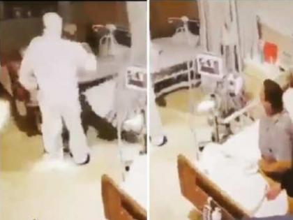 VIDEO: Patient shouted ghost-ghost after seeing doctor in PPE kit | VIDEO: डॉक्टरला पाहताच भूत-भूत म्हणून ओरडला रुग्ण, पाहा नेमंक झालं काय..?