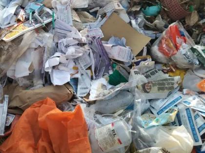 A hospital in Kolhapur was fined Rs 50,000 for dumping medical waste in the open  | वैद्यकीय कचरा उघड्यावर टाकला, कोल्हापुरातील एका हॉस्पिटलला ५० हजाराचा दंड 