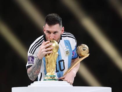 Hotel owner in Kerala distribute 1500 plates of biryani for free after Lionel Messi's Argentina win FIFA World Cup 2022 final  | lionel messi Fan: मेस्सीचा भारतातील जबरा फॅन! अर्जेंटिनाच्या विजयानंतर वाटली 1500 प्लेट मोफत बिर्याणी