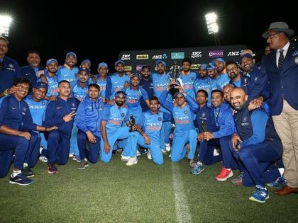 India vs New Zealand 5th ODI: After winning, the Indian team called Dialogue of URI film | India vs New Zealand 5th ODI : विजयानंतर भारतीय संघाने म्हटला उरी चित्रपटातील 'हा' डायलॉग