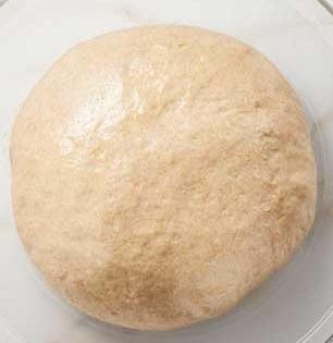 एकदा मळून ठेवलेली कणीक फ्रिजमध्ये किती दिवस ठेवावी? तज्ज्ञ सांगतात, इतक्या वेळेनंतर होते विषासमान...