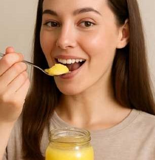 हिवाळ्यात साजूक तूप नेमकं कधी आणि किती खावं? डाएटिशियन सांगतात अचूक प्रमाण - थंडीतही तब्येत राहाते ठणठणीत...