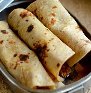 Lunchbox Recipe : मुलांच्या डब्यात द्या 'रोटी रॅप', ४ सोपे प्रकार- चविष्ट डबा पाहून मुलंही होतील खुश
