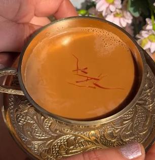 भुरभुर पावसात प्या स्पेशल राजवाडी गरमगरम चहा, पाहा ही खास रेसिपी...