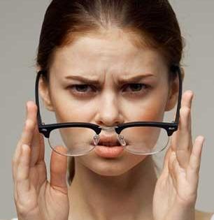 नजर कमजोर, दूरचं नीट दिसत नाही, मुलांनाही लागला चष्मा? ५ व्यायाम करा, मुलांच्या वाढीच्या वयात अत्यावश्यक