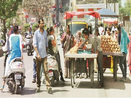 Hawker attacking and threatening the trader on Pundaliknagar road | पुंडलिकनगर रस्त्यावर हॉकर्सकडून व्यापाऱ्याला मारहाण आणि धमक्या