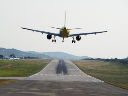 Heart attack on Bangladesh Airlines chief pilot; Accidental landing at Nagpur | बांगलादेश एअरलाईन्सच्या मुख्य वैमानिकाला हृदयविकाराचा झटका; नागपुरात आकस्मिक लॅण्डिंग