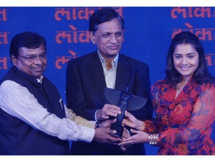 Lokmat Most Stylish Award 2021: Actress Hruta Durgule wins Most Stylish Television Actress Award | Lokmat Most Stylish Award 2021: अभिनेत्री हृता दुर्गुळे ठरली लोकमत मोस्ट स्टायलिश टेलिव्हिजन ॲक्ट्रेस पुरस्काराची मानकरी