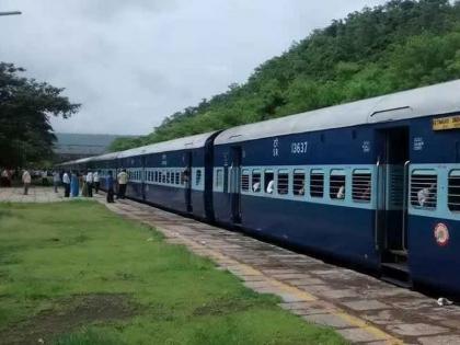 Two Days Megablock on Konkan Railway; The schedule of five trains will be affected | कोकण रेल्वे मार्गावर दाेन दिवस मेगाब्लॉक; पाच गाड्यांच्या वेळापत्रकावर हेणार परिणाम