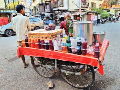 'This' ice will make you 'cold' forever Playing with the health of Mumbaikars; Manufacturers, vendors on FDA's radar | ‘या’ बर्फामुळे कायमचे ‘गार’ व्हाल! मुंबईकरांच्या आरोग्याशी खेळ; उत्पादक, विक्रेते एफडीएच्या रडारवर