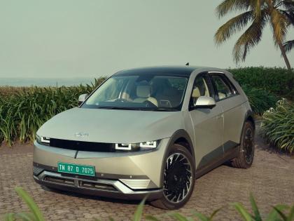 जुना स्टॉक क्लिअर करण्याची धडपड; Hyundai 'या' कारवर देतेय 7 लाखांचा डिस्काउंट...