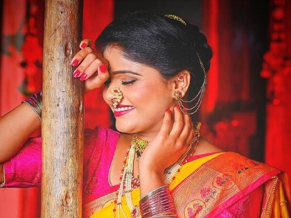 Pathakbai Aka Akshaya Deodhar shared traditional photos on Instagram | पाठकबाईंच्या मराठमोळा साज श्रृंगाराने चाहत्यांना घातली मोहिनी, पहा तिचे फोटो
