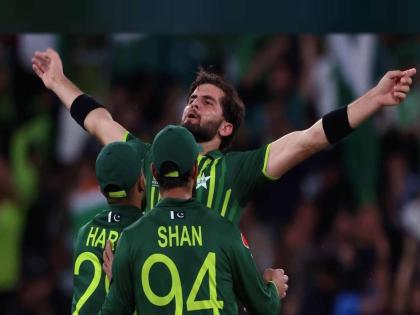 ICC t20 rankings pacer Shaheen shah afridi, fakhar zaman among Pakistan players on the rise in T20Is, read here details  | T20 World Cup च्या तोंडावर ICC कडून पाकिस्तानी खेळाडूंना खुशखबर; 'सूर्या'चा दबदबा कायम