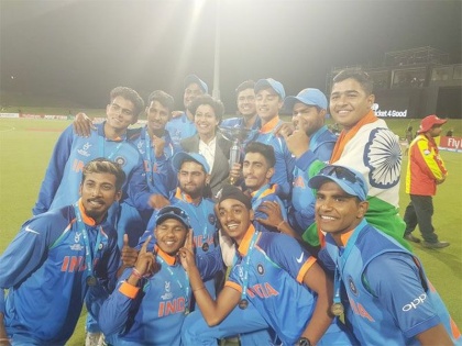 U19 World Cup final: Under-19 World Cup, India wins the fourth win in Australia | U19 World Cup final : भारताच्या पोरांनी जग जिंकलं, ऑस्ट्रेलियाला नमवून चौथ्यांदा विश्वचषकावर कोरलं नाव