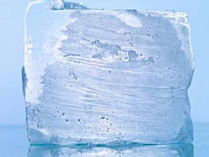 It will be mixed in a non-edible ice | खाण्यायोग्य नसलेल्या बर्फात आता मिसळला जाणार निळा रंग